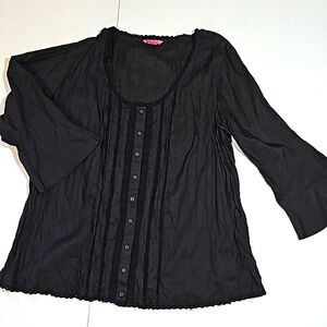 Sunny Leigh women's top sz 2X black 3/4 sleeve blouse gothic crinkle  witchy